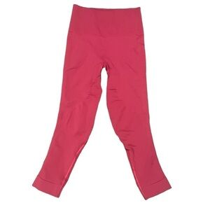 Lululemon seamless crop leggings in pink - size 6